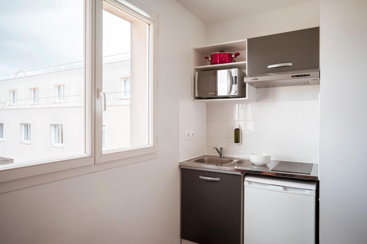 Sejours & Affaires Creteil Le Magistere Aparthotel Exterior photo