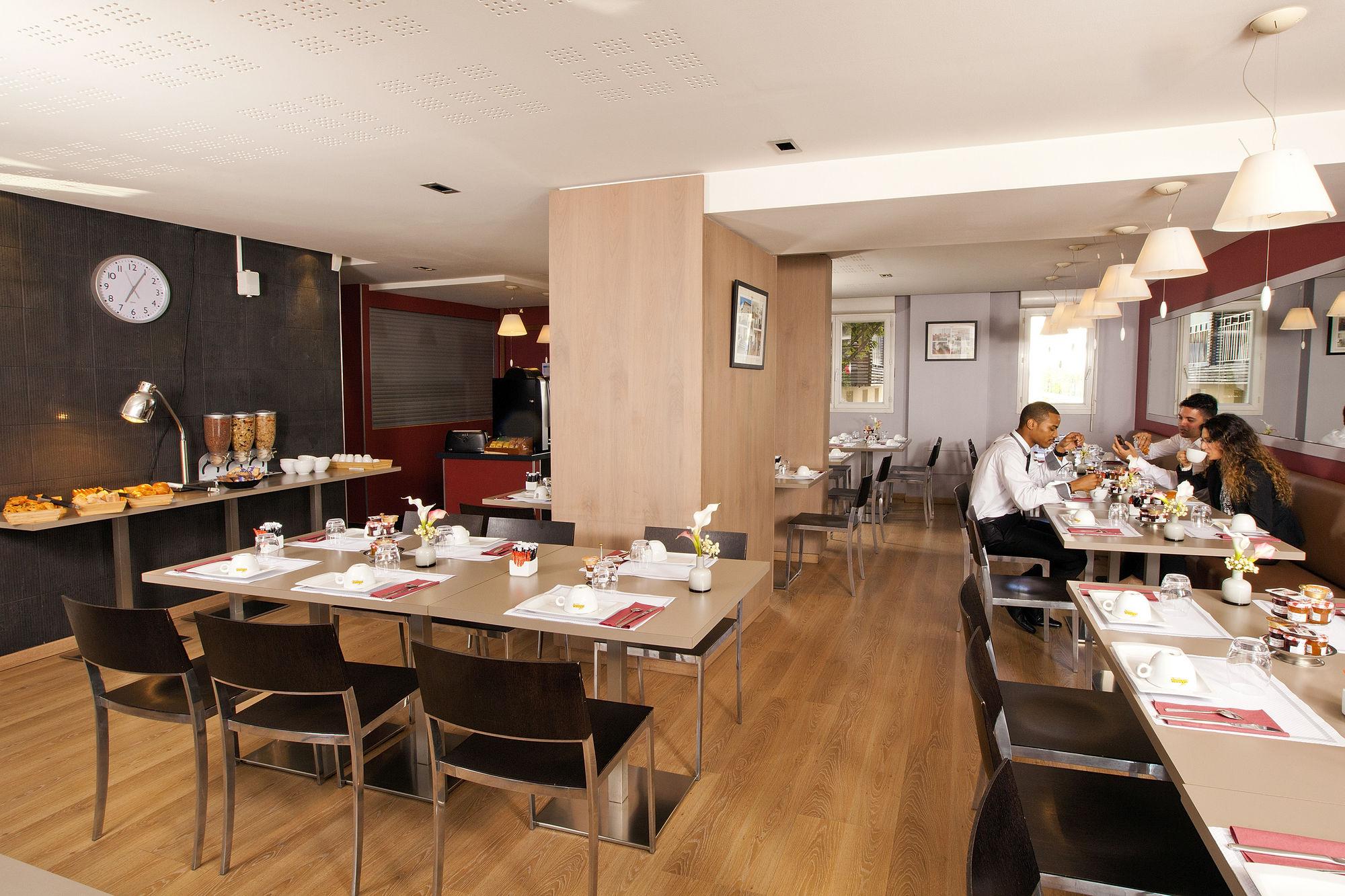 Sejours & Affaires Creteil Le Magistere Aparthotel Exterior photo