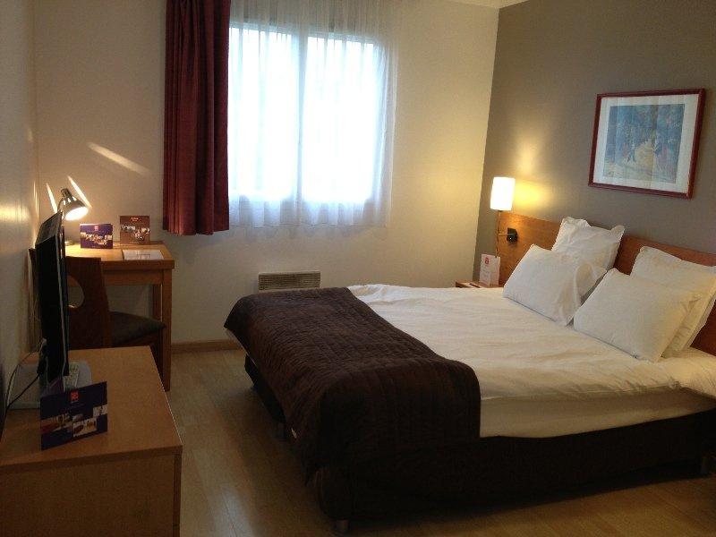 Sejours & Affaires Creteil Le Magistere Aparthotel Exterior photo